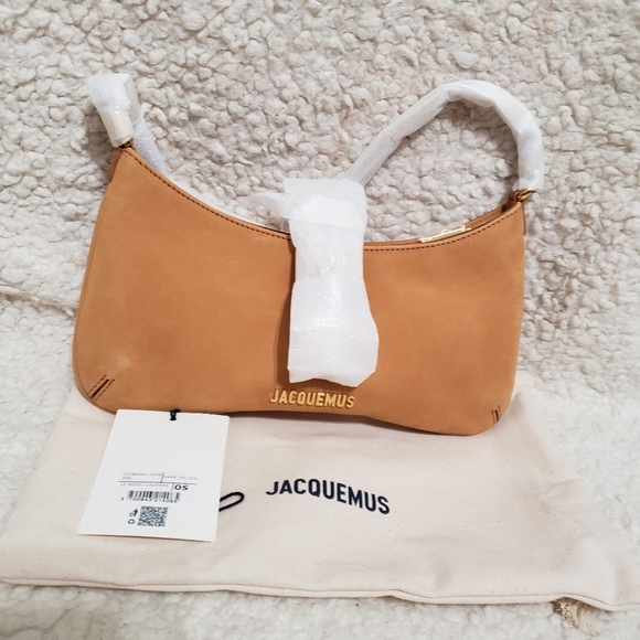 Jacquemus Le Bisou Cadenas Suede Shoulder Bag - Picture 2 of 15